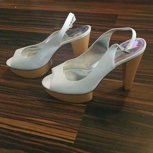 Jessica Simpson High Heels